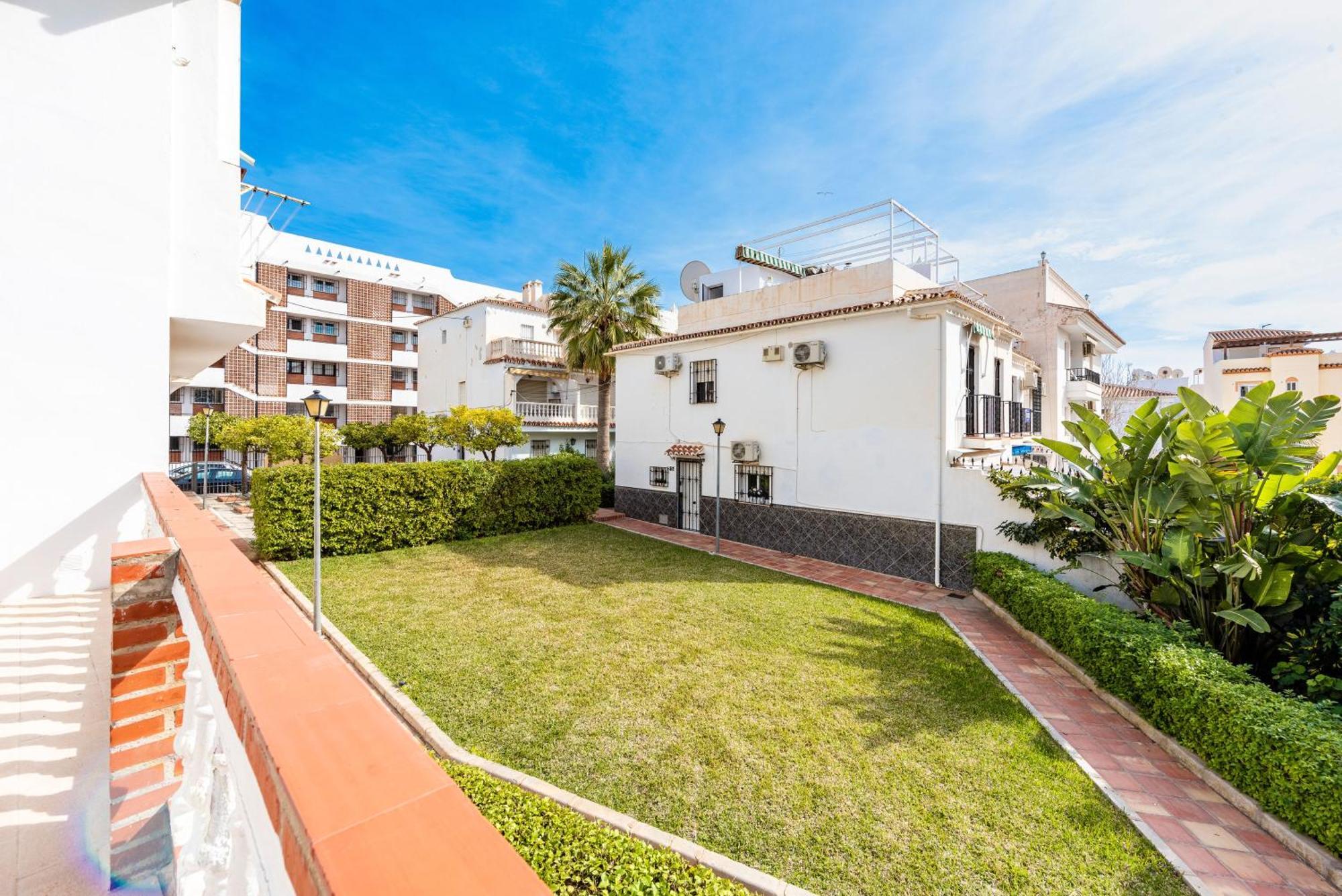 Nerja Centro, Playa Carabeoアパートメント エクステリア 写真
