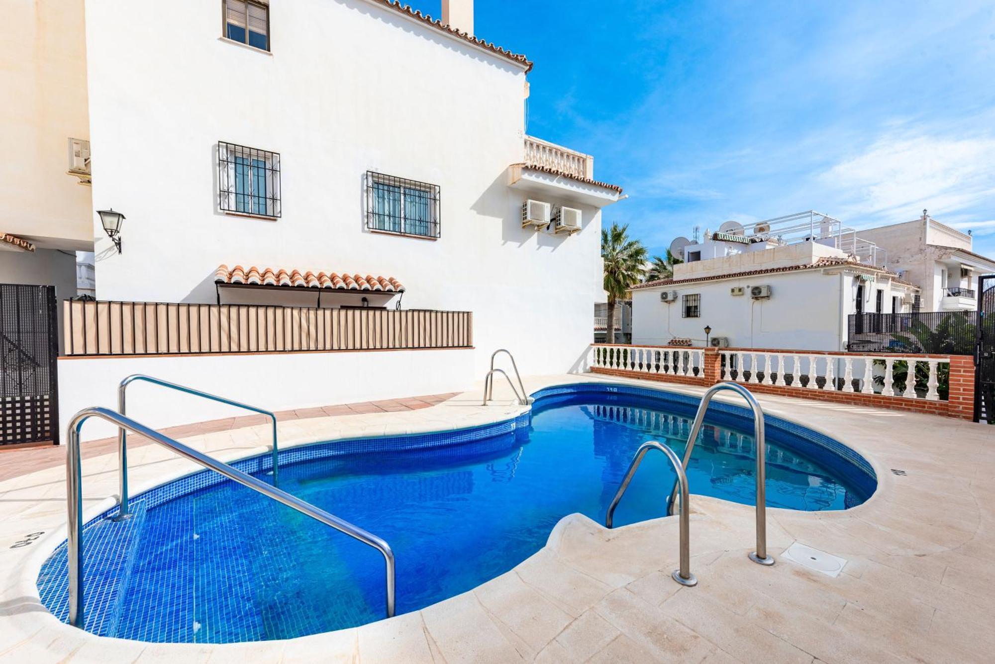 Nerja Centro, Playa Carabeoアパートメント エクステリア 写真